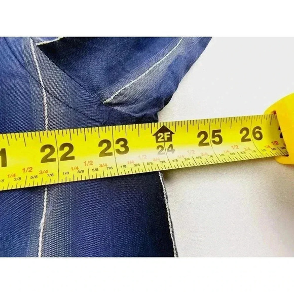 Tommy Bahama Size Large Men Blue Vanilla Trim Blue Stripe Button Down Silk Shirt - Picture 2 of 10